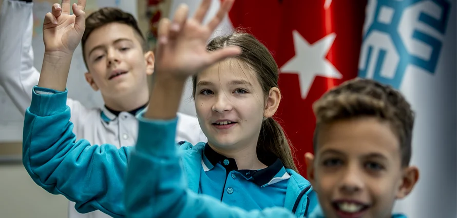 Török nyelv tanulásának előnyei gyermekek számára
